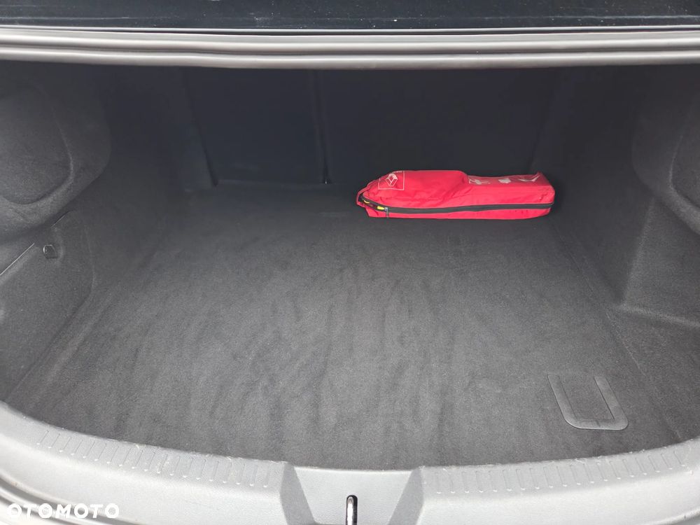 Renault Megane 1.5 Blue dCi Intens - 34