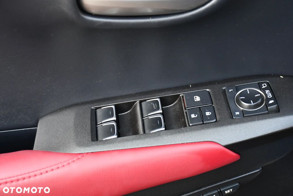Lexus NX 300h Business Line - 34