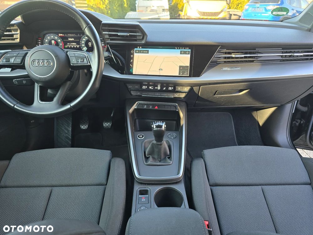 Audi A3 Sportback 35 TFSI Sport - 17