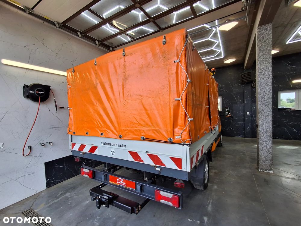 Iveco Daily 35S14 Doka Dubel Brygadówka Służba Drogowa Silnik 3.0 Pomarańczowy 6 Miejsc Hak Kamera Cofania Webasto Ogrzewanie Postojowe Plandeka Tablica Świetlna Światła Ostrzegawcze - 9