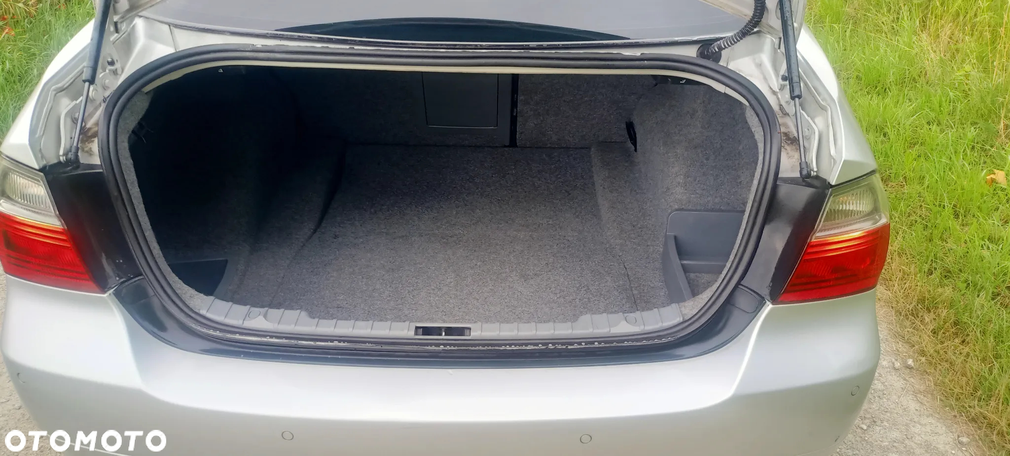 BMW Seria 3 320i - 10