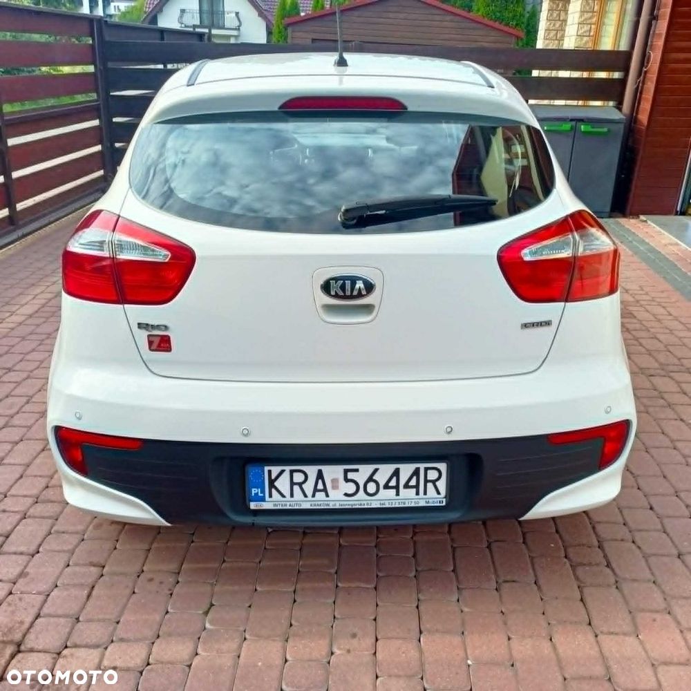 Kia Rio - 3