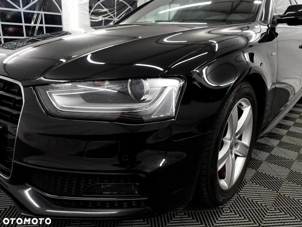 Audi A4 2.0 TDI DPF quattro S line Sportpaket - 29