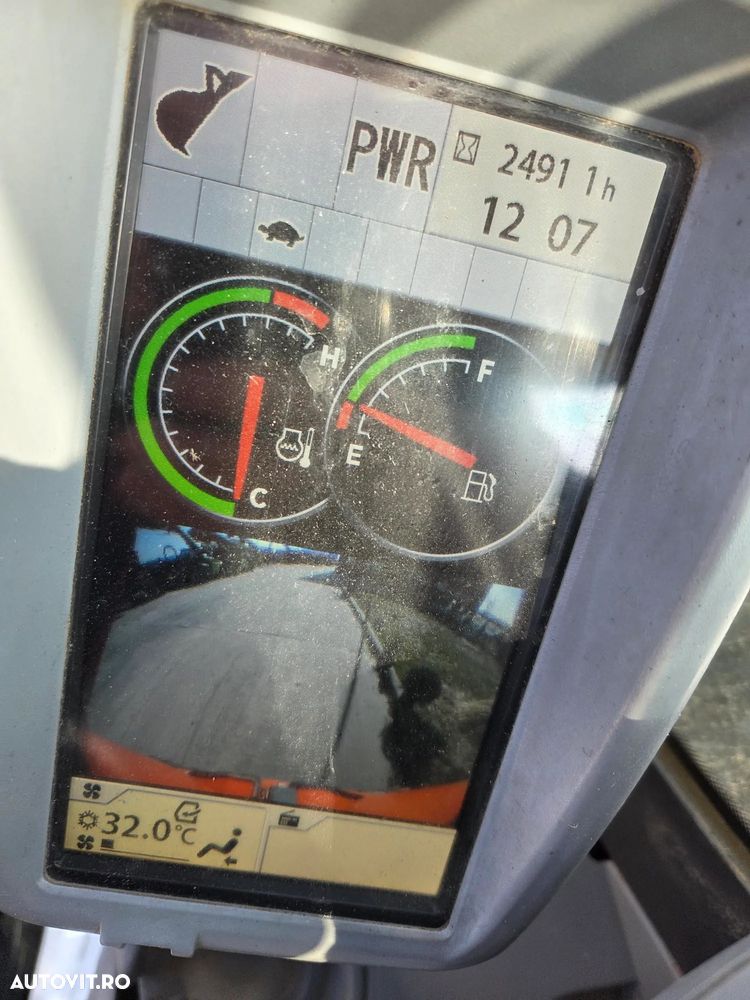 Hitachi ZX85, 2022, 2.491h, 8,6t, CUPLA RAPIDA HIDRAULICA+3 CUPE NOI, LAMA NIVELARE, ad sapare 5m, inst picon, instalatia rotire atasament, senile cauciuc, AC, Camera spate, ridica 4,5t, latime 2,2m, CA NOU, posibilitate leasing 4 ani-PROMOTIE 62.900 EUR+Tva - 12