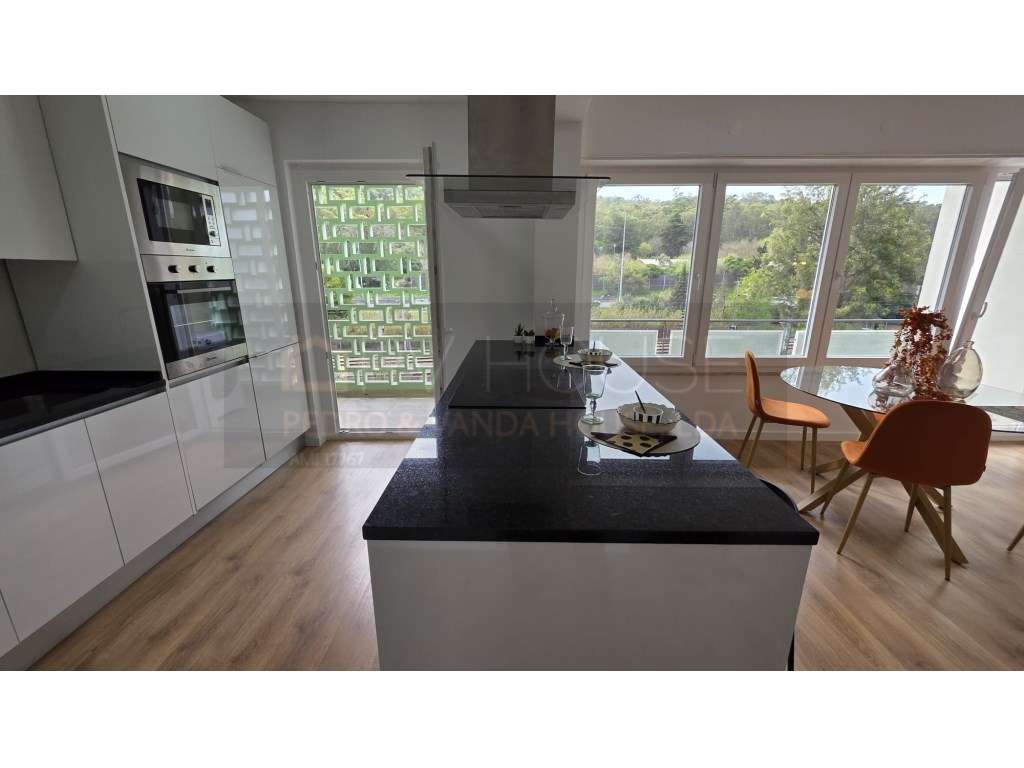 Apartamento T3 Benfica Rua Carolina Michaellis Vasconcelos n 22 3 esq - Grande imagem: 3/24