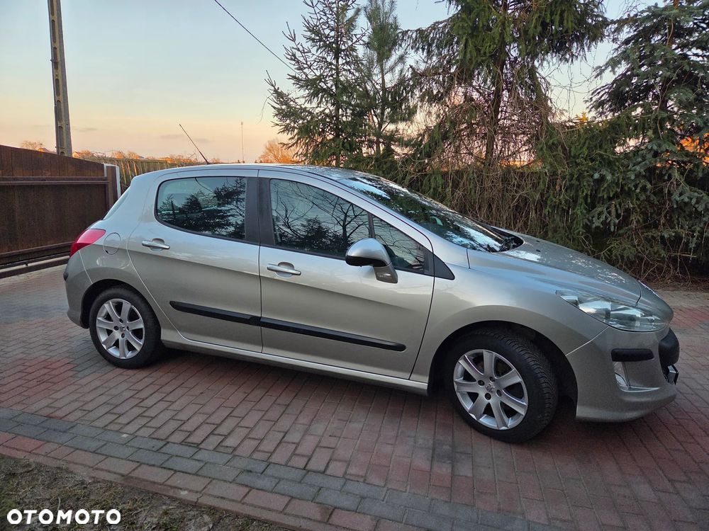 Peugeot 308 - 4