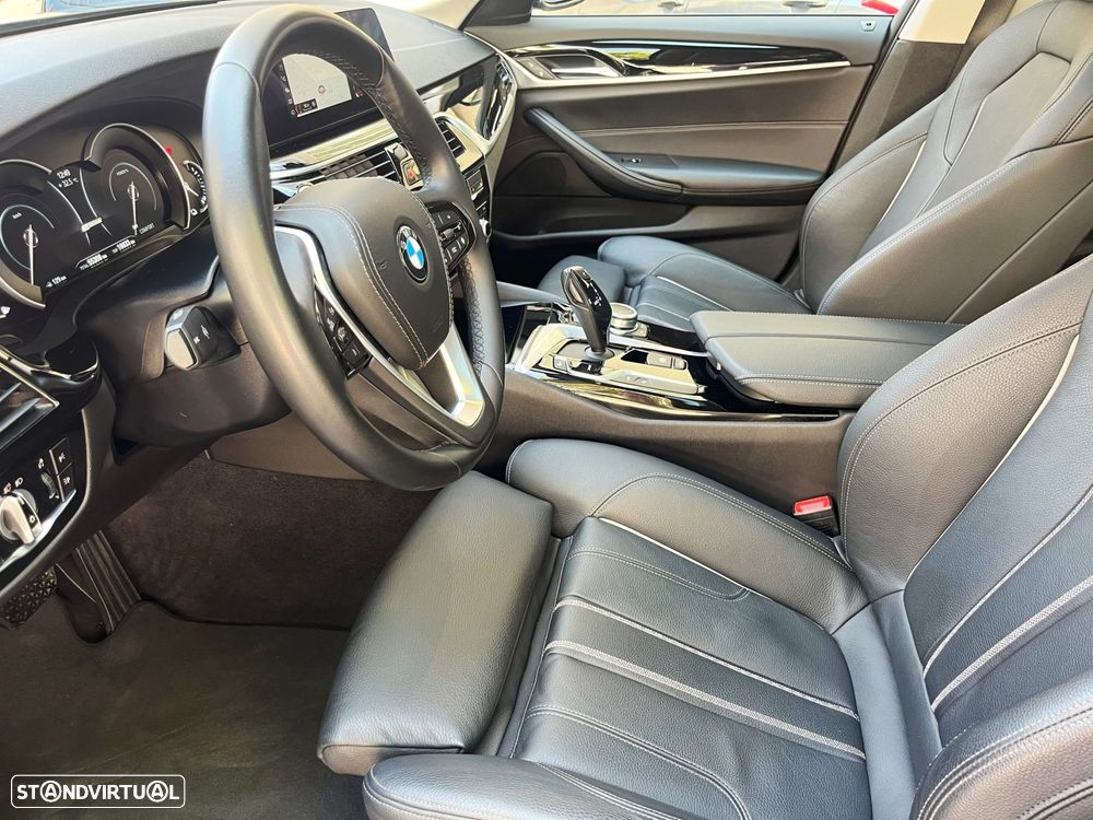 BMW 530 e iPerformance Line Sport - 14