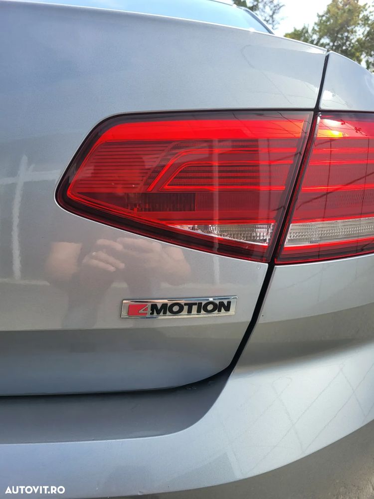 Volkswagen Passat Variant 2.0 TDI DSG 4Motion Comfortline - 7