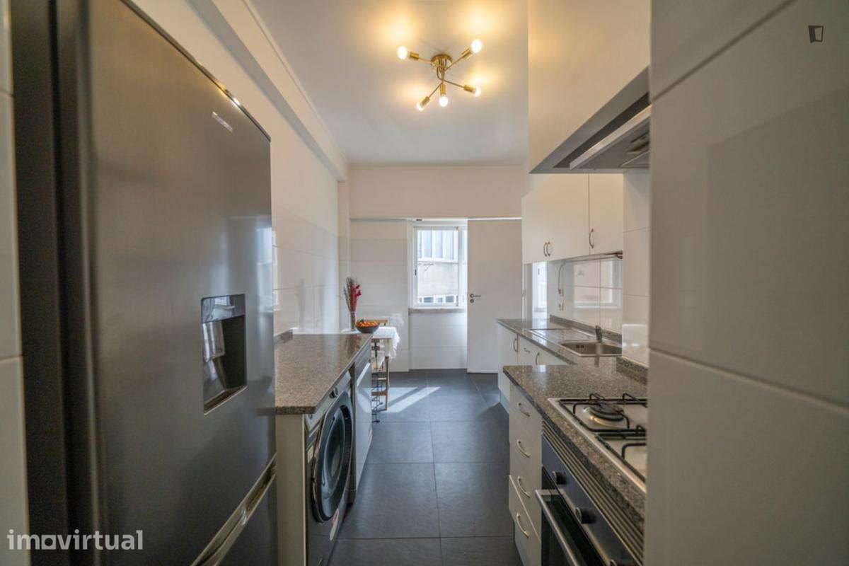 Apartamento com 3 quartos - localizado em Picoas Lisbon - Grande imagem: 5/26
