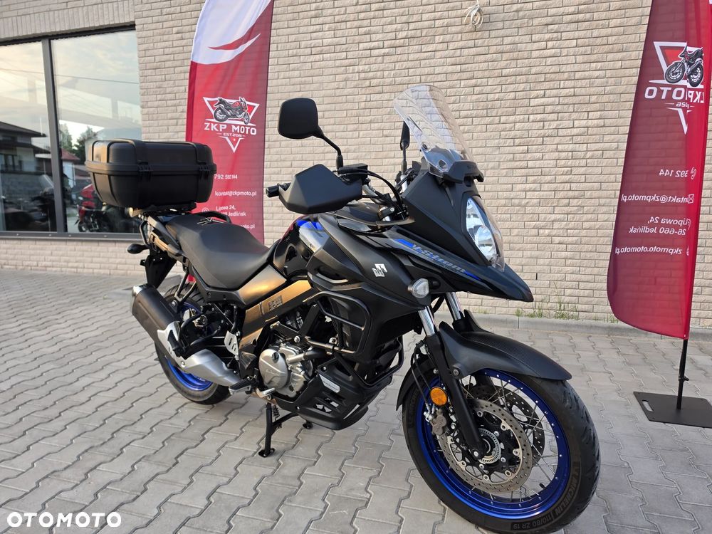 Suzuki V-STROM - 10