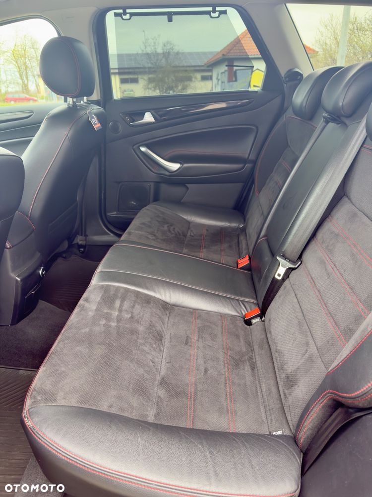 Ford Mondeo 2.0 TDCi Titanium S - 12