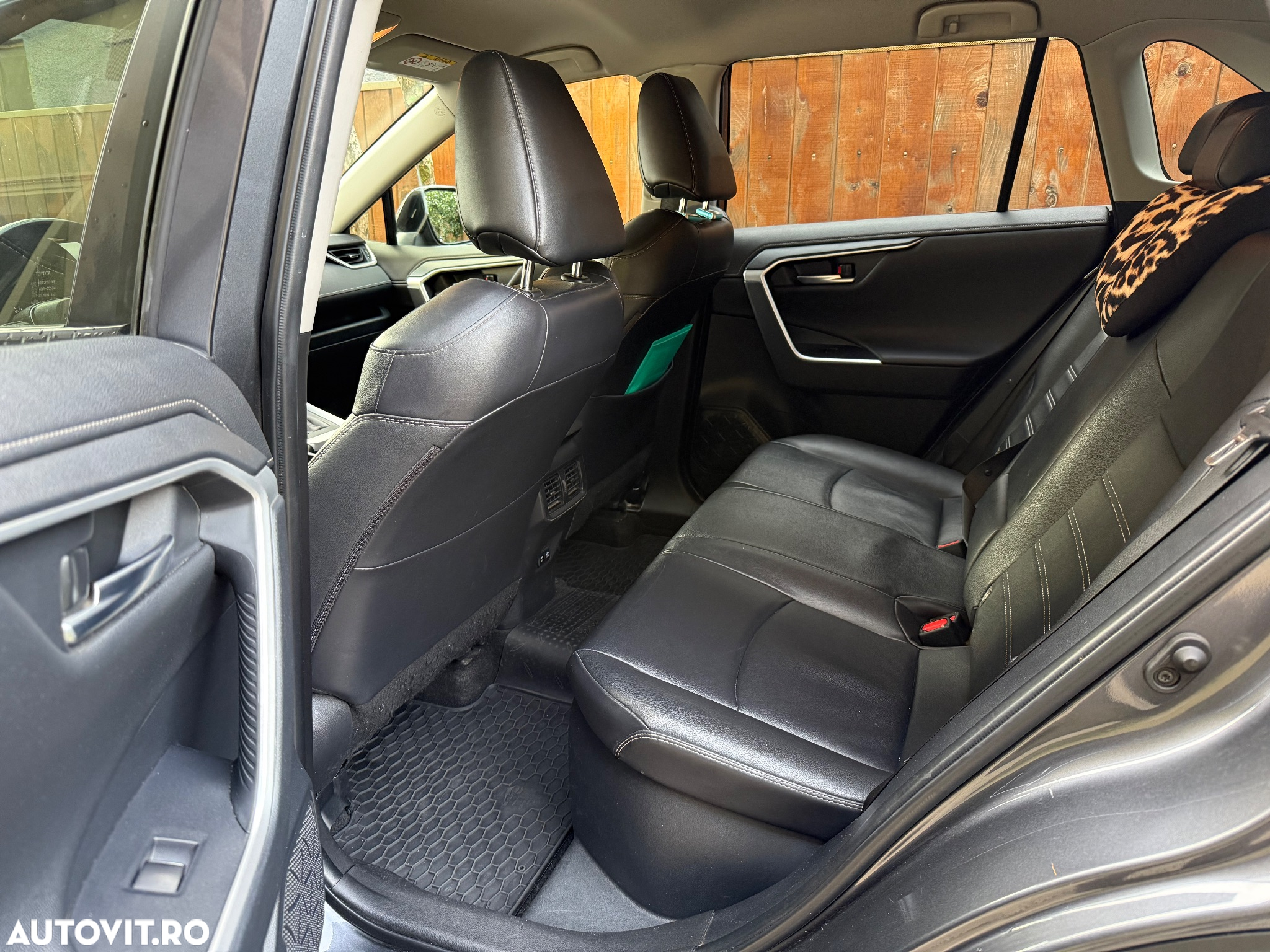 Toyota RAV4 2.5 Hybrid VVT-iE 4x4 Luxury - 6