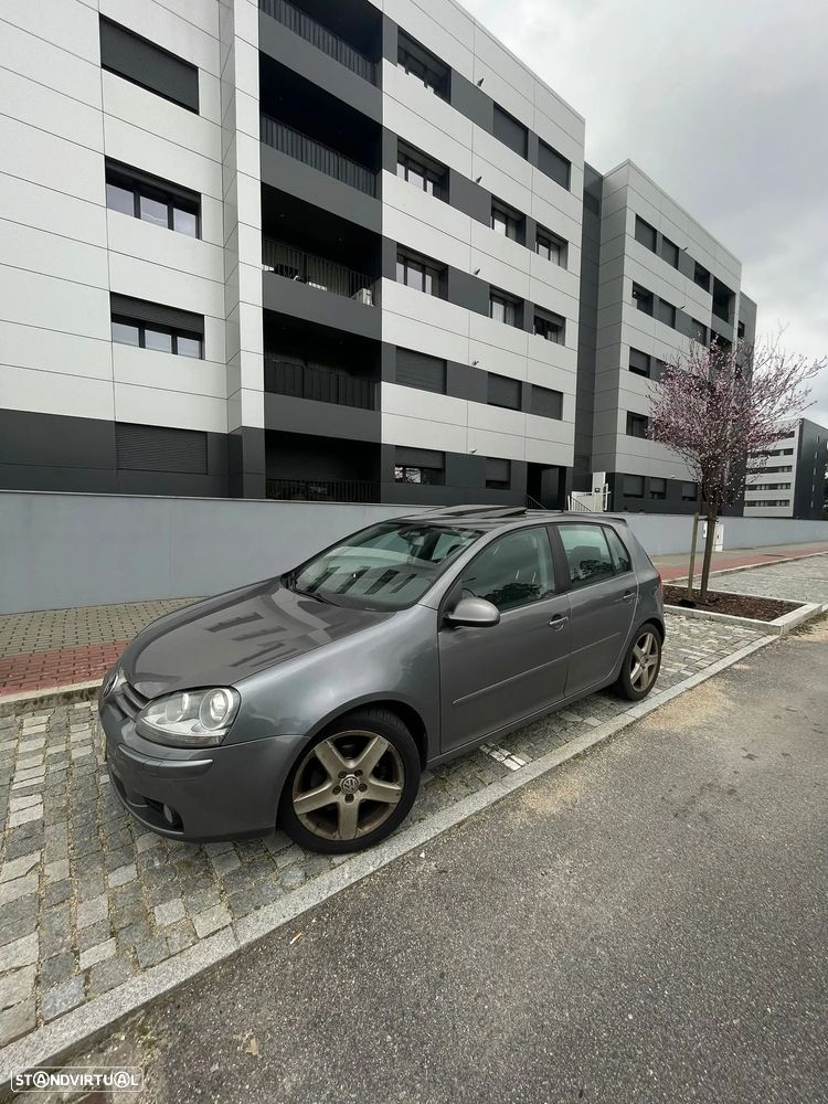 VW Golf 2.0 TDi Confortline - 9