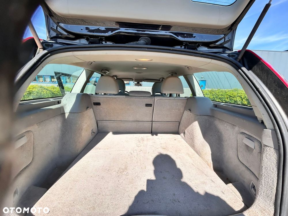 Volvo V50 1.8 - 15