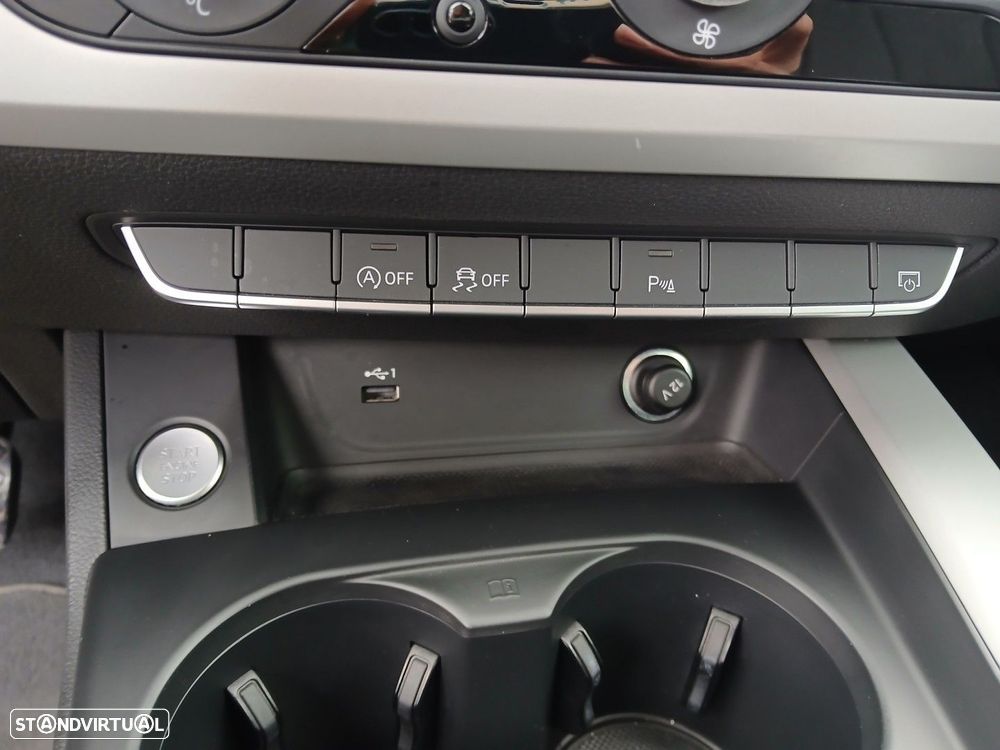 Audi A4 Avant 35 TDI S tronic - 24