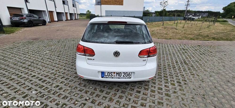 Volkswagen Golf 1.6 DSG Trendline - 6