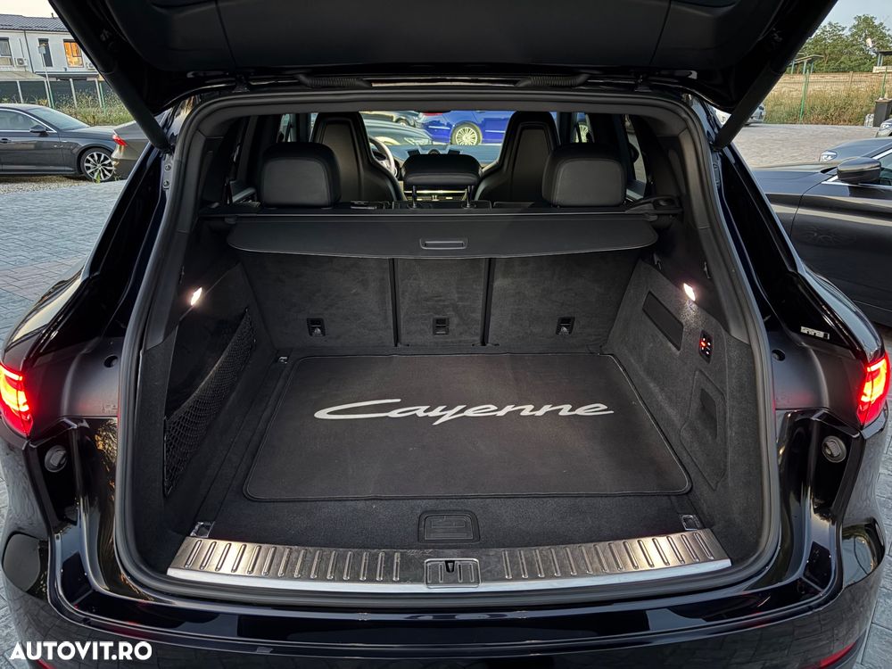 Porsche Cayenne Tiptronic S - 27
