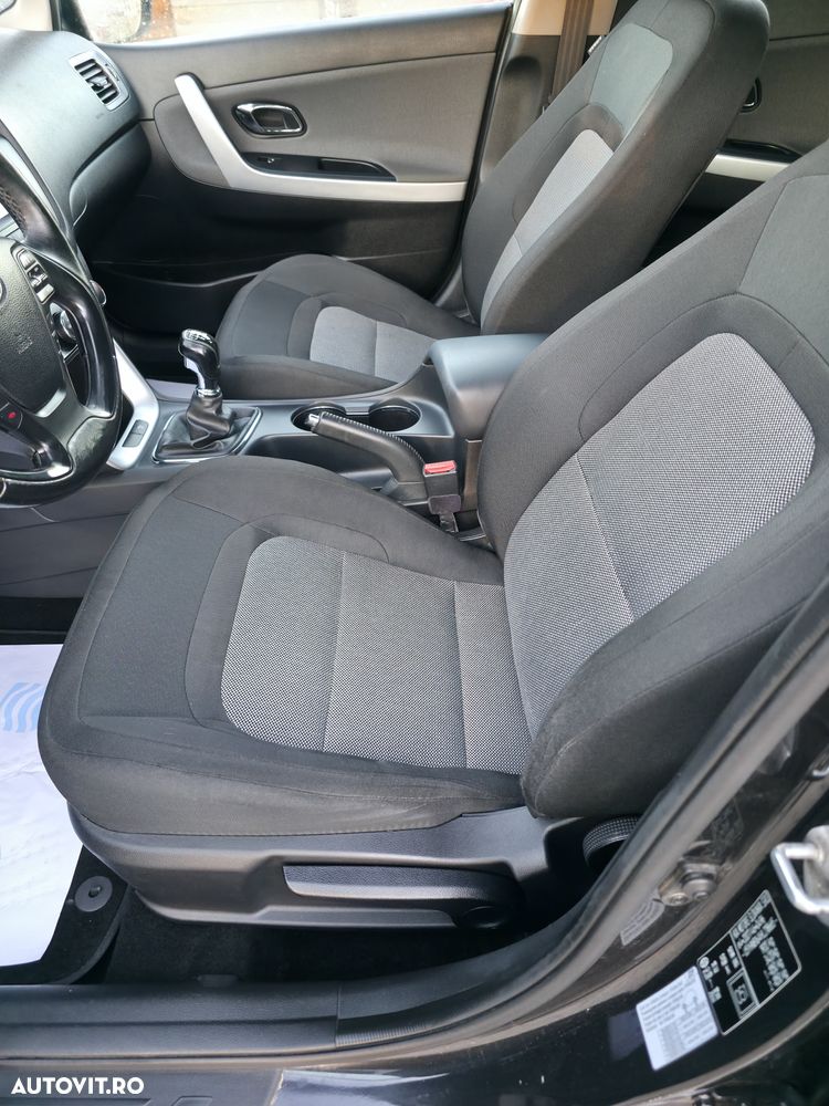 Kia Ceed 1.6 CRDi Vision - 11