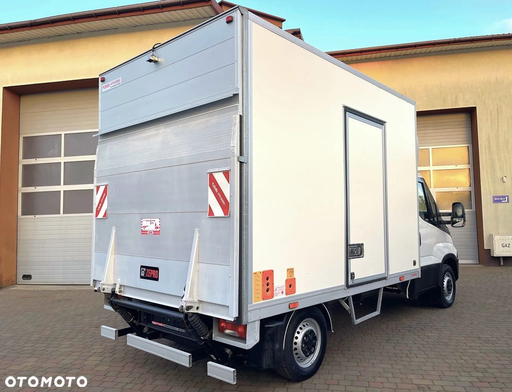 Iveco Daily Winda 6-paletowy - 10
