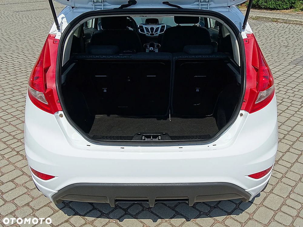 Ford Fiesta 1.4 Sport - 36