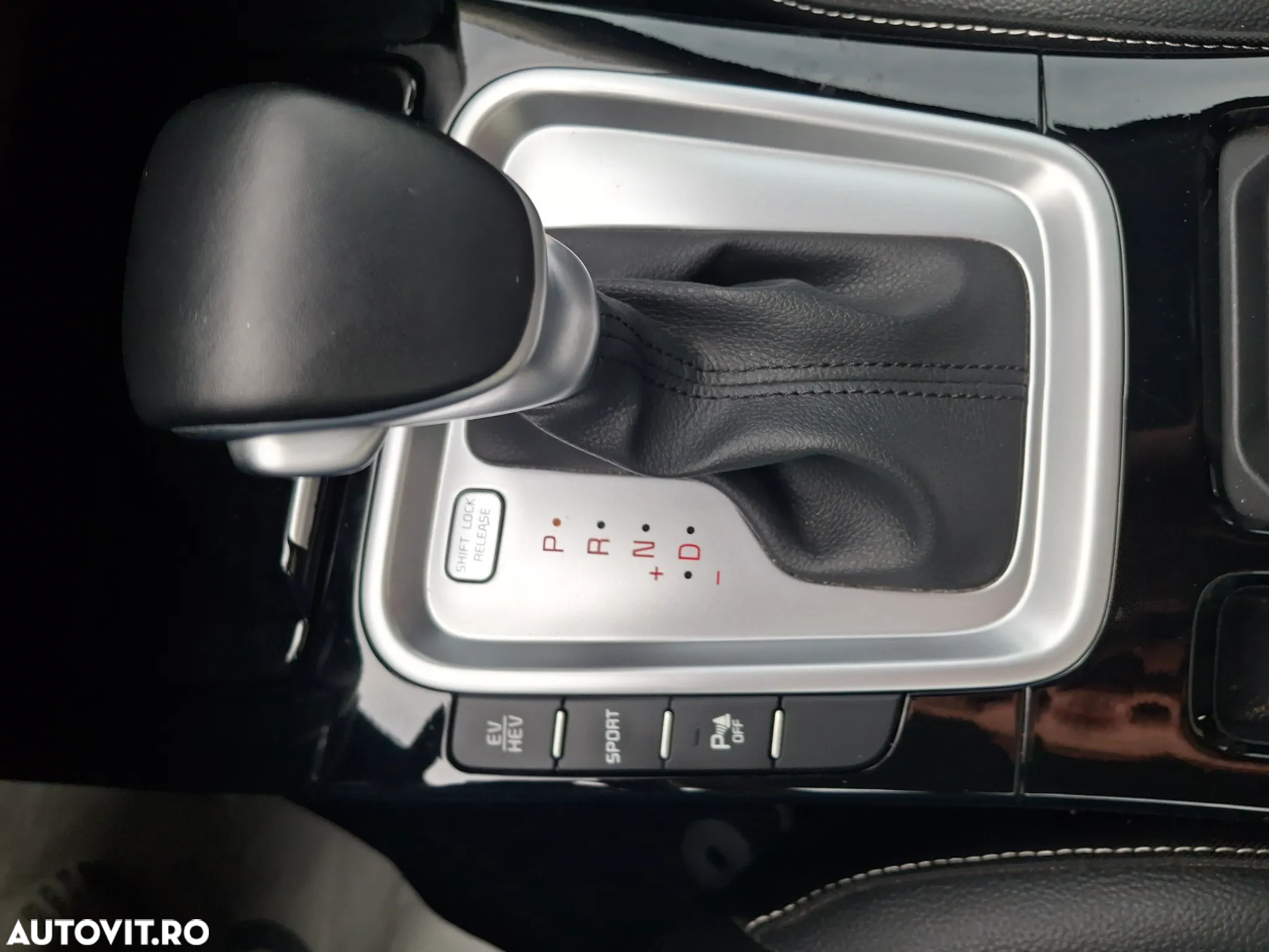 Kia XCeed - 22
