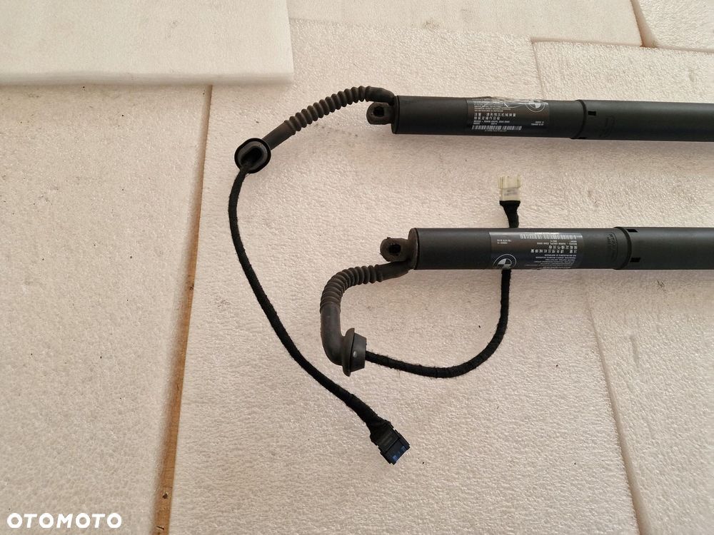 Siłowniki Klapy Bagażnika BMW X5 F15 2016 7294469 7361878 - 2