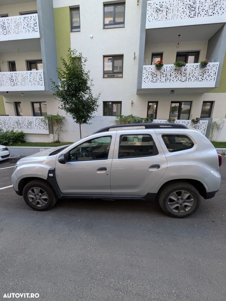 Dacia Duster 1.6 SCe Essential - 3