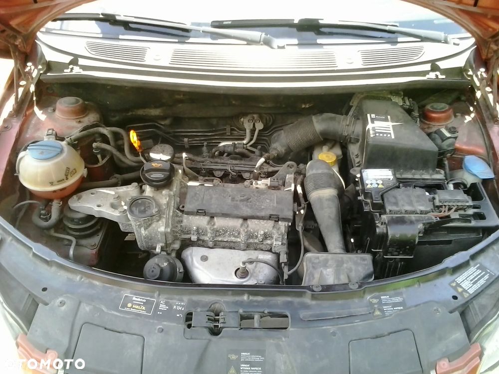 Skoda Fabia 1.2 12V Ambiente - 11