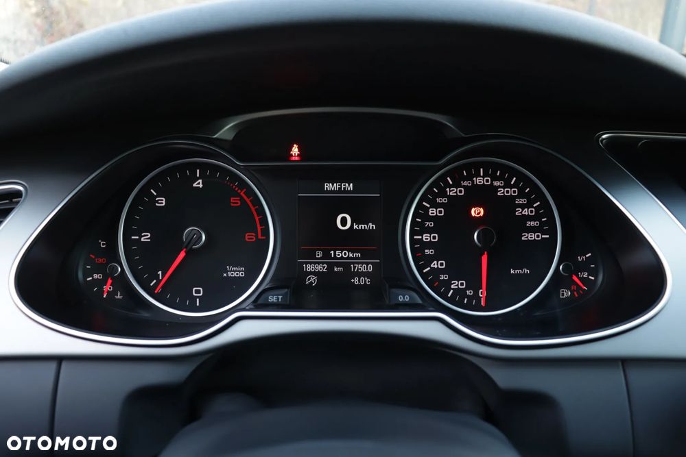 Audi A4 Avant 2.0 TDI ultra DPF Attraction - 23