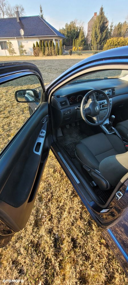 Toyota Corolla 1.4 D-4D Sol - 8