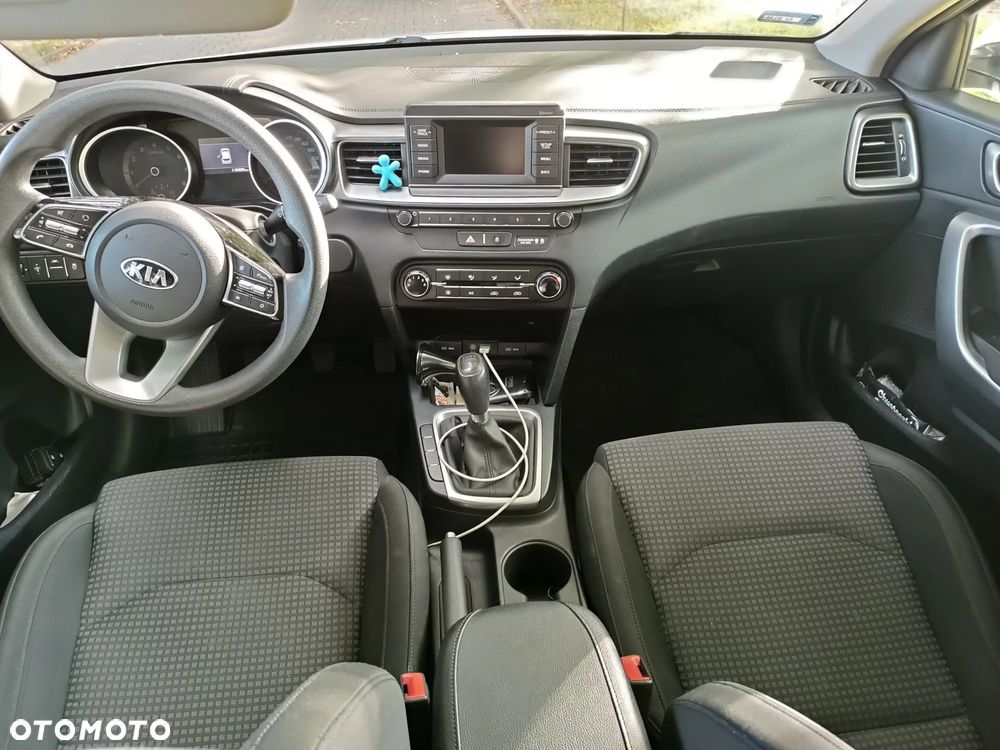 Kia Ceed 1.4 S - 9