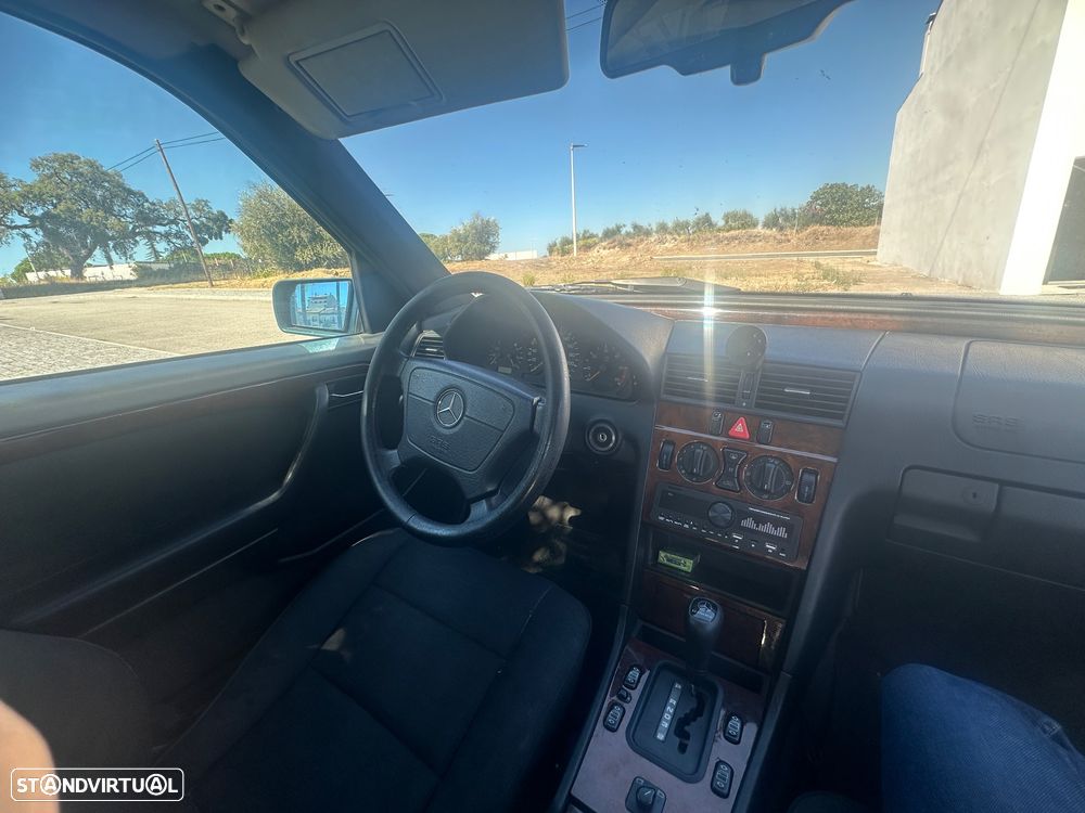 Mercedes-Benz C 250 - 4