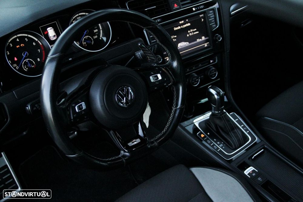 VW Golf R 4Motion BlueMotion DSG - 11