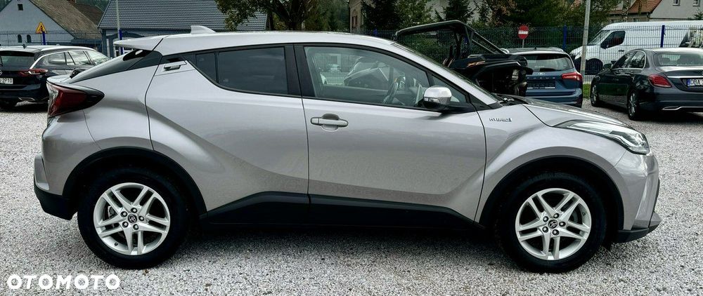 Toyota C-HR - 4