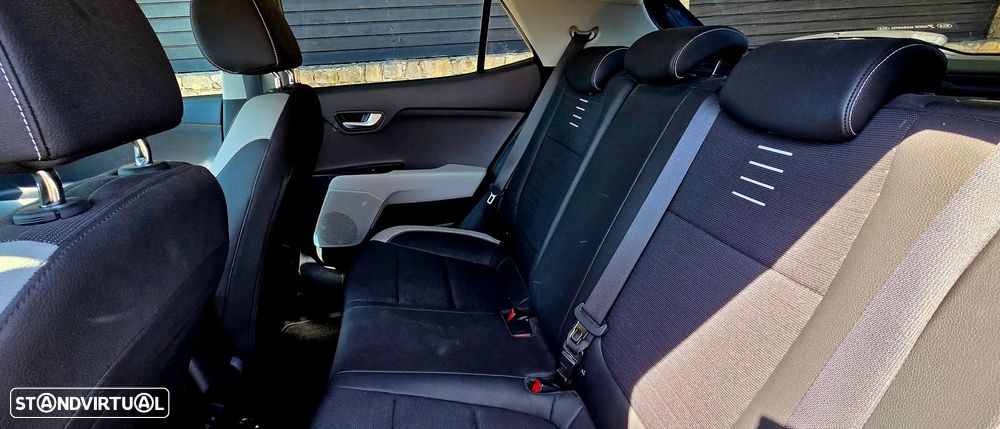 Kia Stonic 1.0 T-GDI Tech - 13