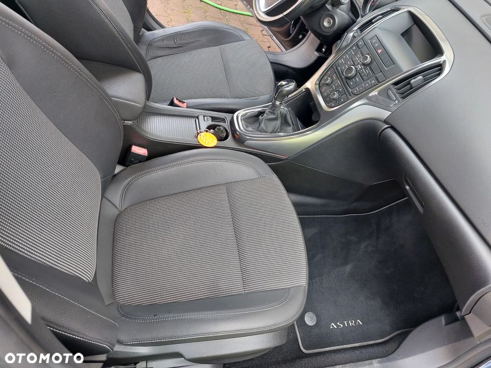 Opel Astra 1.7 CDTI DPF Cosmo - 15