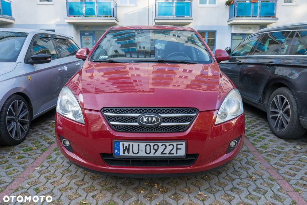 Kia Ceed Cee'd 1.6 Comfort + - 11
