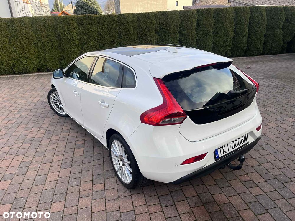 Volvo V40 D2 Momentum - 38