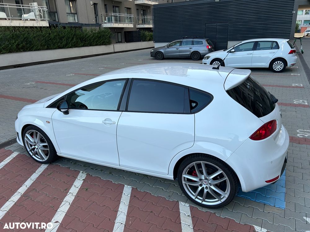 Seat Leon 2.0 TSI Cupra R - 2