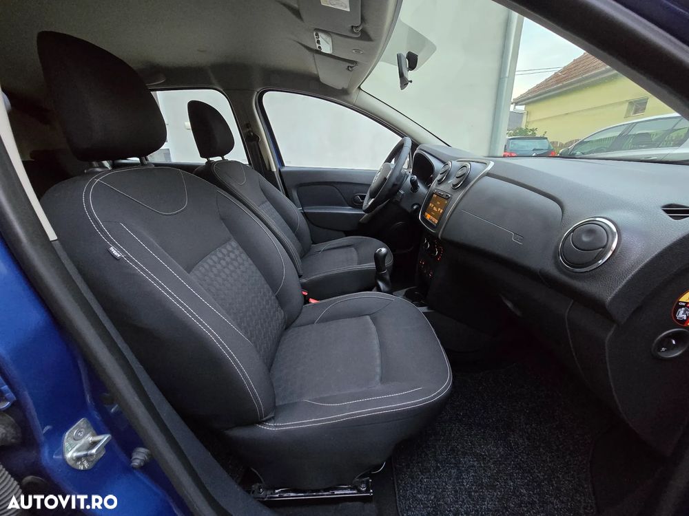 Dacia Sandero 1.2 - 11