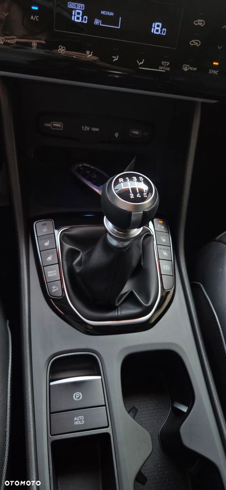 Hyundai Tucson 1.6 T-GDi 48V-Hybrid 2WD Prime - 26