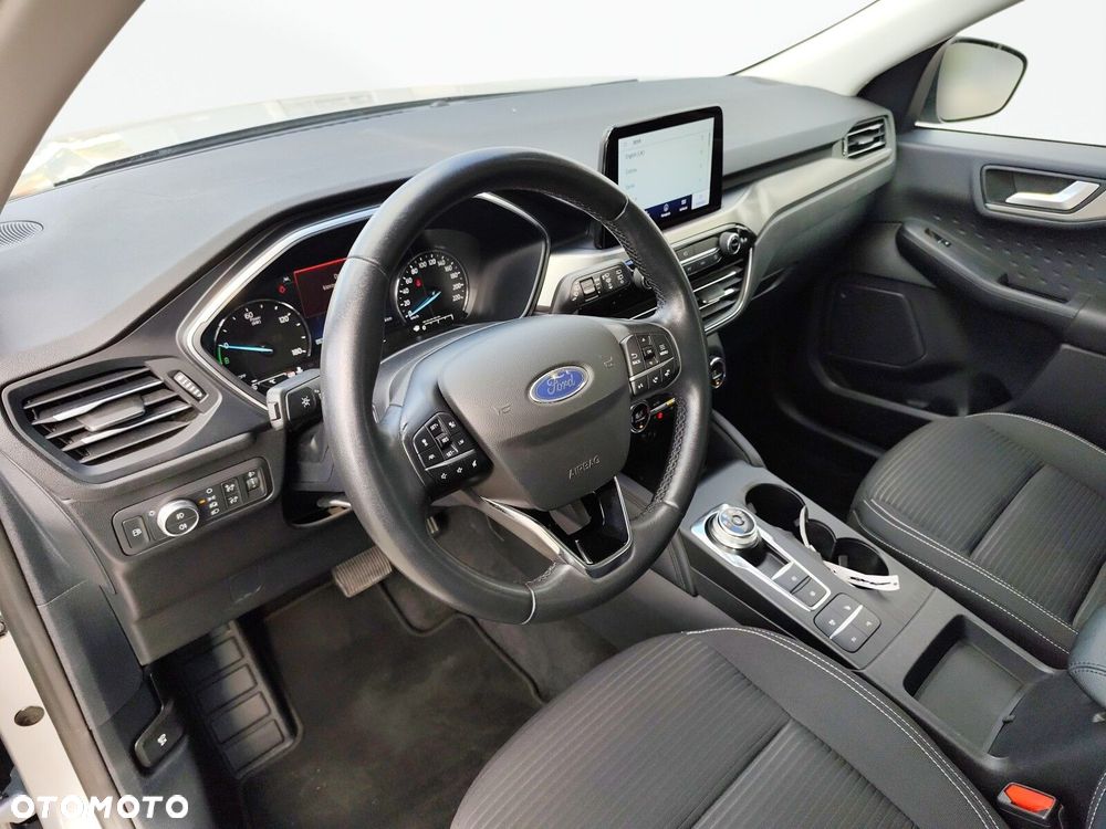 Ford Kuga - 9