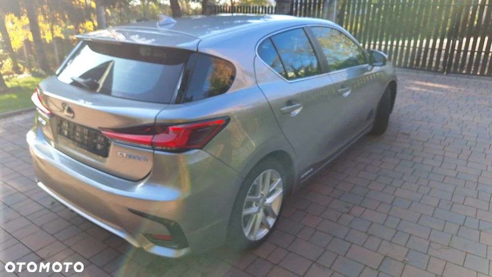 Lexus CT Executive Line - 12