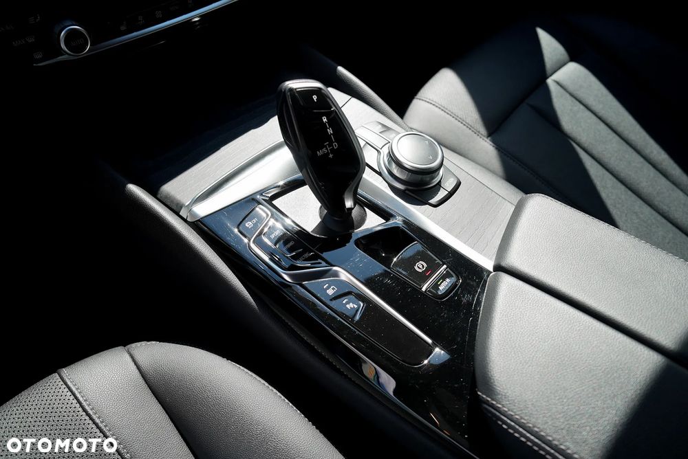 BMW Seria 5 - 23