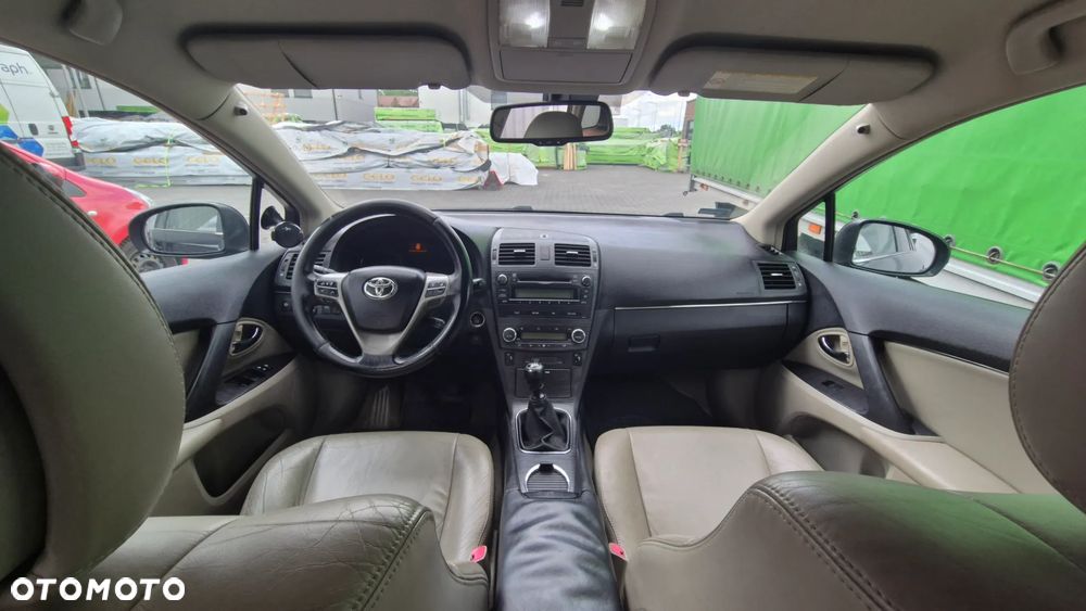 Toyota Avensis - 6