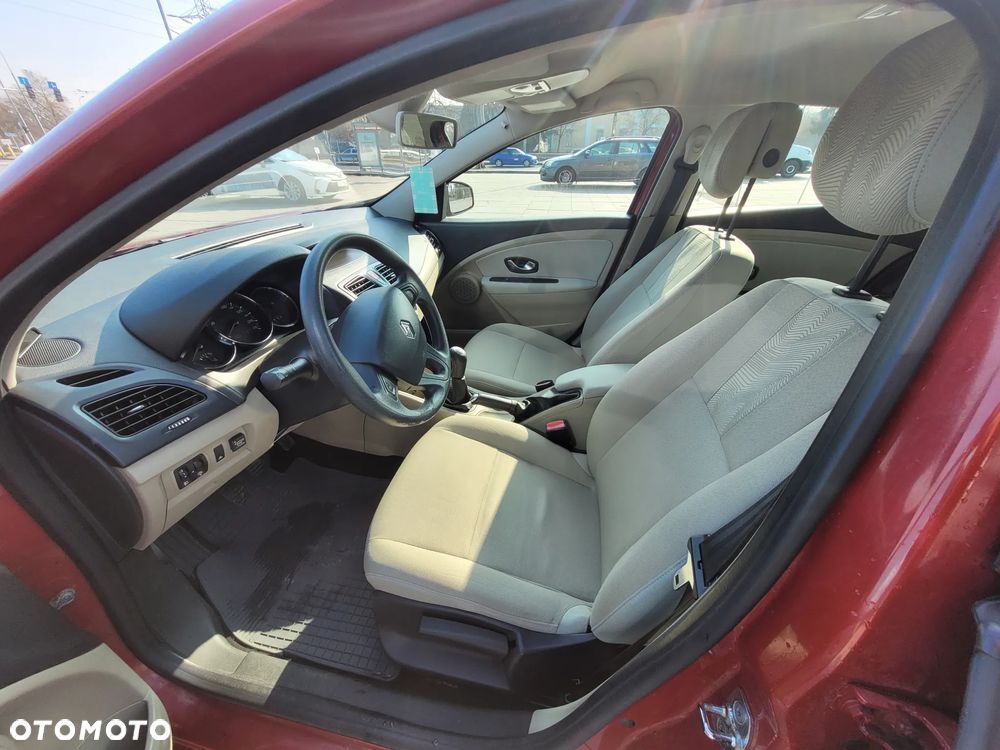 Renault Fluence - 10