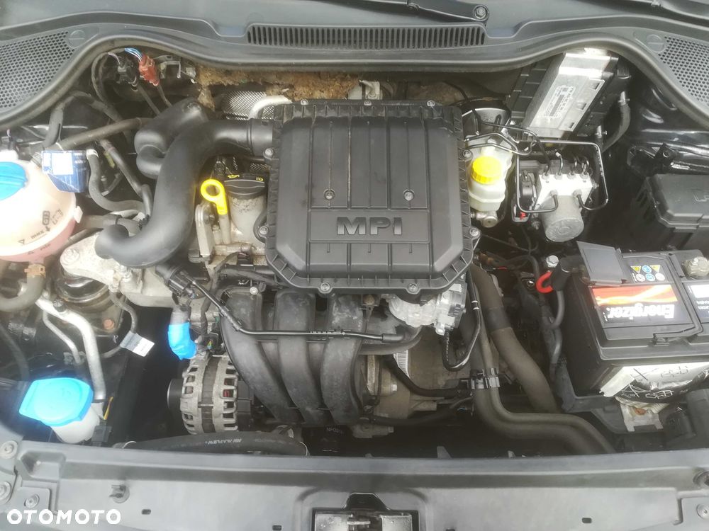 Volkswagen Polo - 8