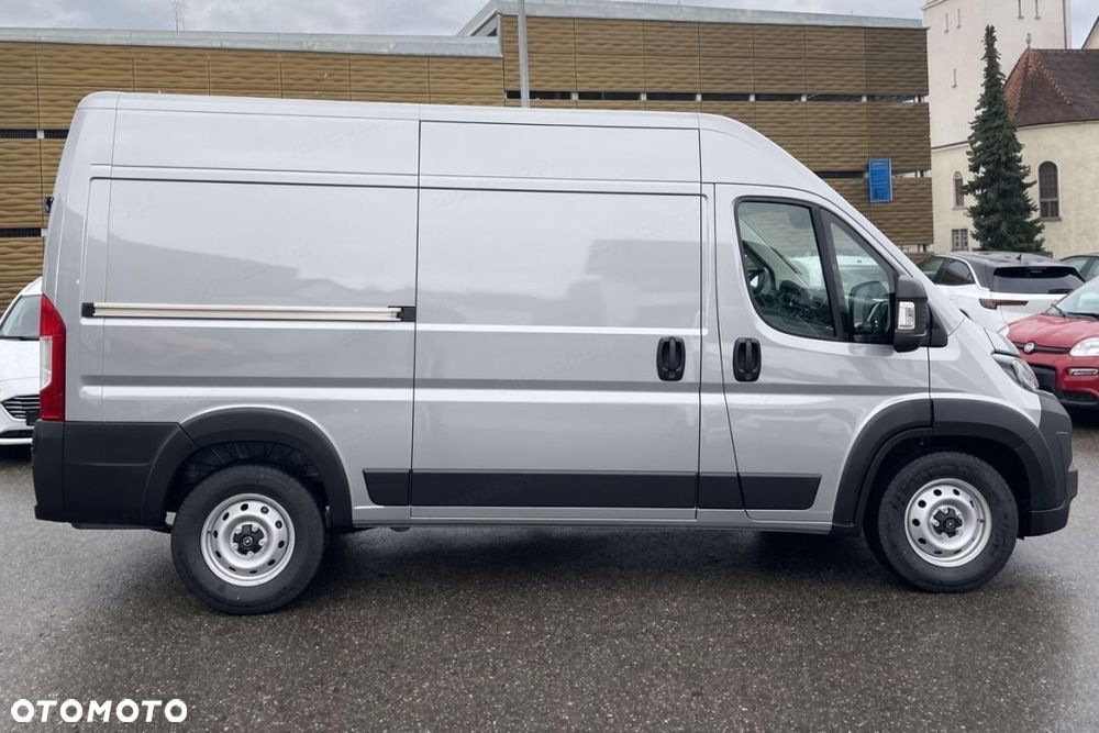 Opel Movano L2H2 2.2 140KM - 4