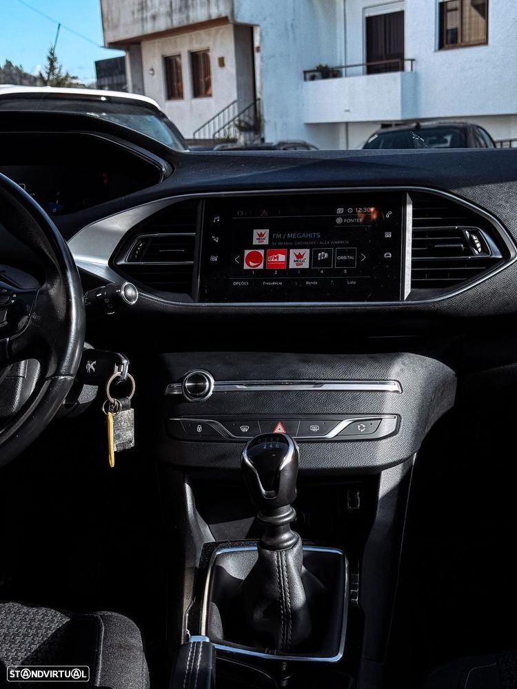 Peugeot 308 1.5 BlueHDi Style - 9
