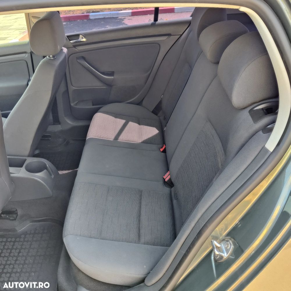 VOLKSWAGEN Golf 2005 — imagine 6